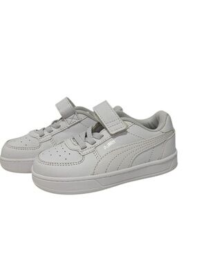 Puma Kids White Velcro Sneakers Size US 8c/ EUR 24 Clean Classic Shoes